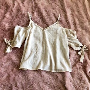 LA Hearts Off the shoulder blouse